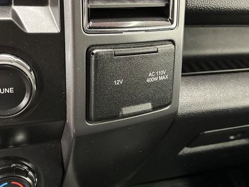 Used 2019 Ford F150 XLT w/ Equipment Group 302A Luxury AWD/4WD image 23