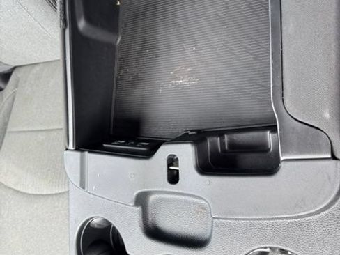 Used 2023 RAM 1500 Warlock AWD/4WD image 18