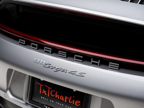 Used 2023 Porsche 911 Targa 4S AWD/4WD image 32