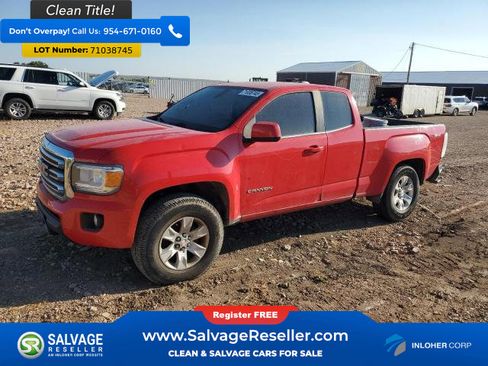 Used 2015 GMC Canyon SLE image 1