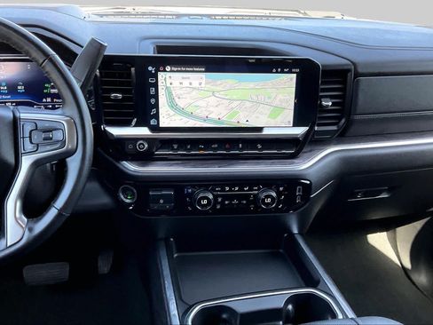 Used 2025 Chevrolet Silverado 2500 LTZ w/ LTZ Premium Package AWD/4WD image 7