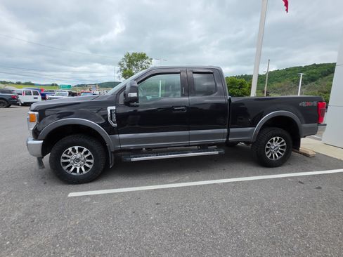 Used 2021 Ford F250 Lariat w/ Lariat Value Package AWD/4WD image 6