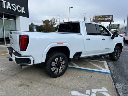 New 2026 GMC Sierra 2500 Denali w/ Denali Reserve Package AWD/4WD image 7