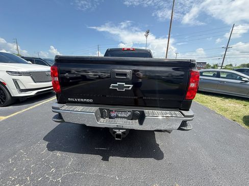 Used 2016 Chevrolet Silverado 2500 LT w/ LT Convenience Package AWD/4WD image 4