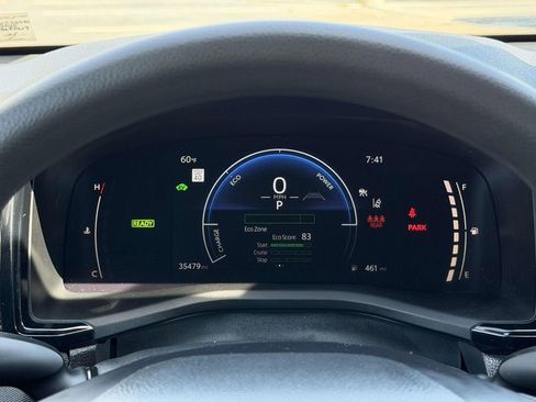 Used 2025 Toyota Camry LE image 11