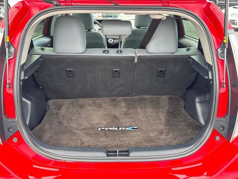 Used 2017 Toyota Prius C Four image 9