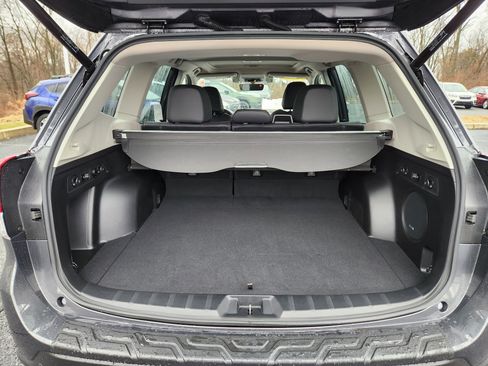 Used 2021 Subaru Forester Touring w/ Popular Package #2 image 8