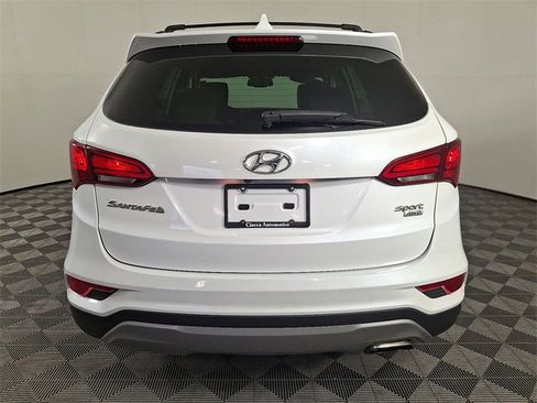 Used 2017 Hyundai Santa Fe Sport image 9