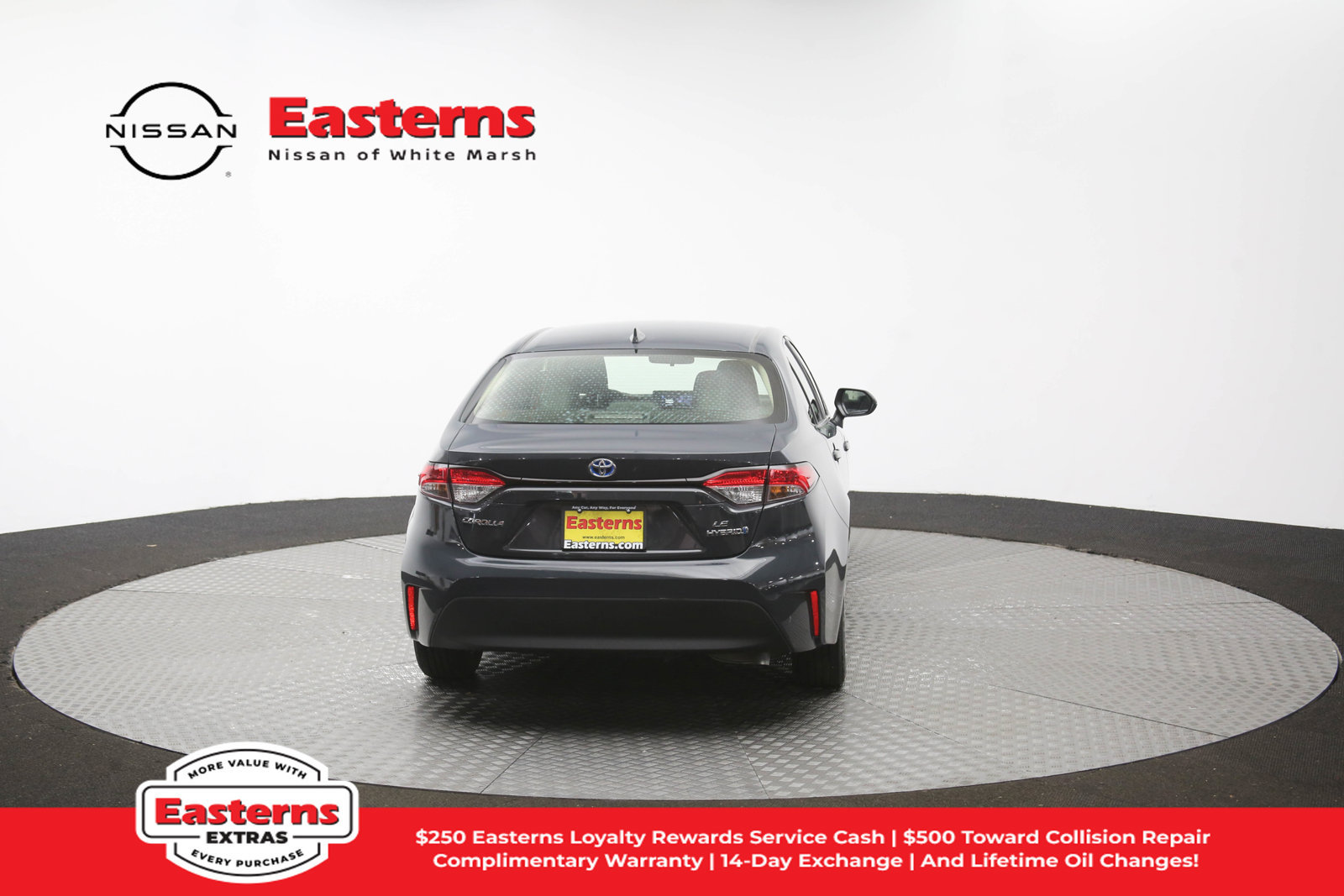 Used 2023 Toyota Corolla LE w/ Carpet Mat Package (TMS) FWD image 34