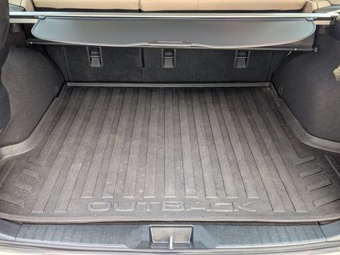 Used 2016 Subaru Outback 2.5i Limited AWD/4WD image 32