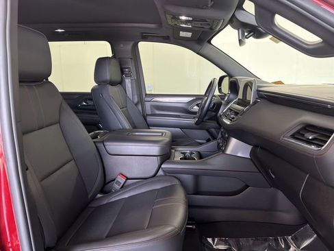 Used 2023 Chevrolet Suburban RST w/ Luxury Package image 23