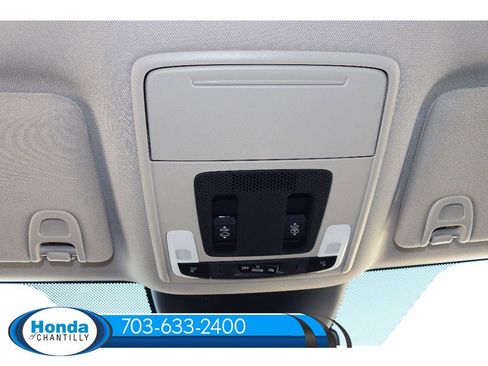 New 2025 Honda Pilot Touring image 14