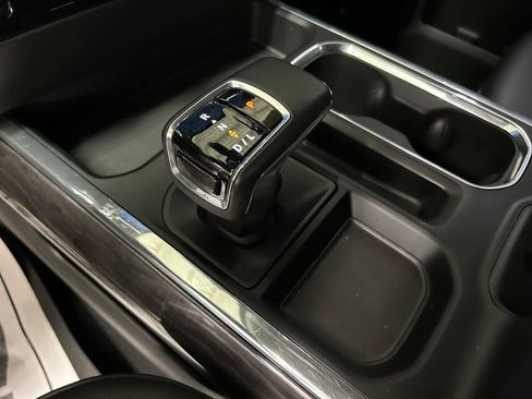 Used 2024 Chevrolet Silverado 1500 LTZ w/ LTZ Premium Package AWD/4WD image 29