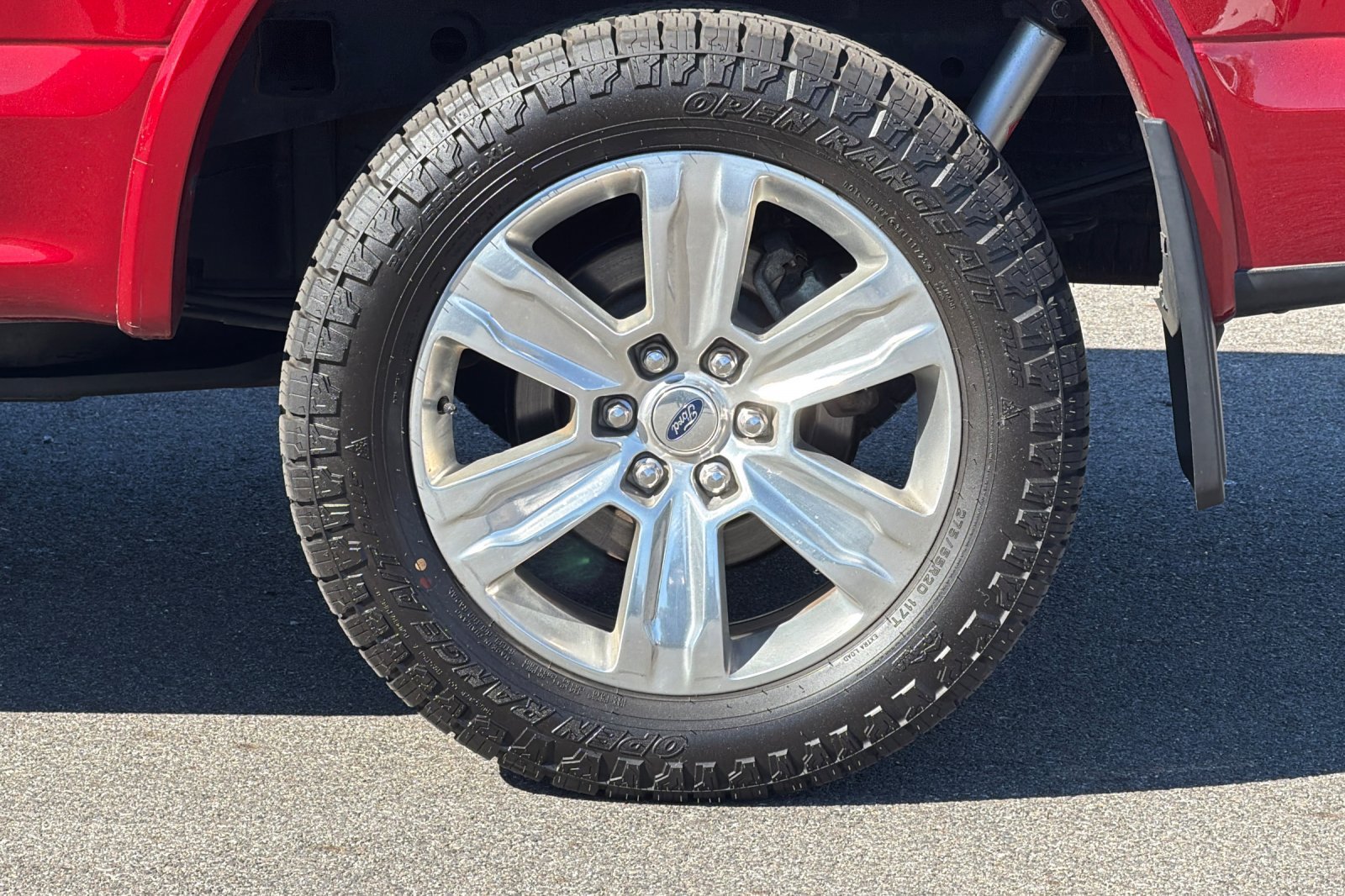 Used 2015 Ford F150 Platinum w/ Max Trailer Tow Package AWD/4WD image 41