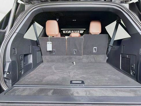 New 2026 Lincoln Navigator L Reserve AWD/4WD image 30