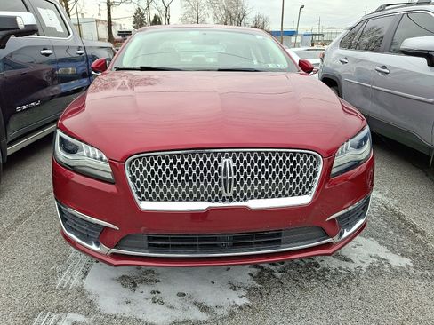 Used 2017 Lincoln MKZ Reserve image 3