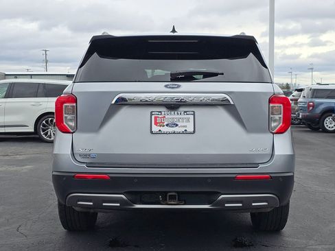 Used 2022 Ford Explorer XLT w/ Equipment Group 202A image 14