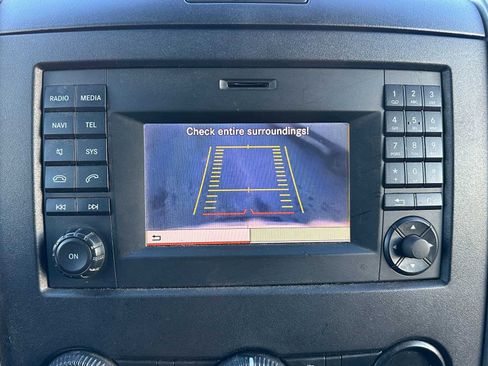 Used 2016 Freightliner Sprinter 2500 image 32