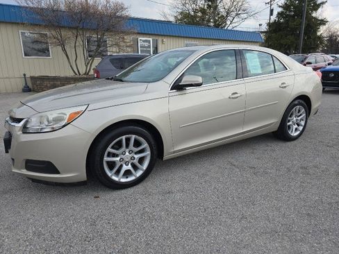 Used 2014 Chevrolet Malibu LT w/ Power Convenience Package image 8