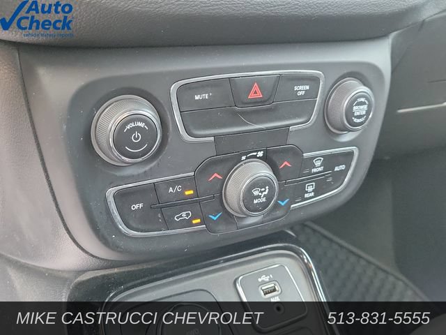 Used 2019 Jeep Compass Latitude AWD/4WD image 16