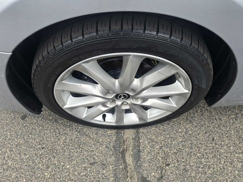 Used 2017 MAZDA MAZDA3 Touring FWD image 33