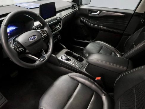 Certified 2022 Ford Escape Titanium w/ Class II Trailer Tow Package image 24