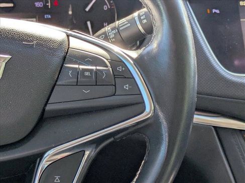 Used 2019 Cadillac XT5 Premium Luxury image 22