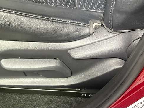 Used 2019 Toyota RAV4 XLE FWD image 15