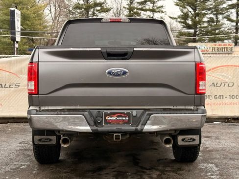Used 2015 Ford F150 XLT image 10