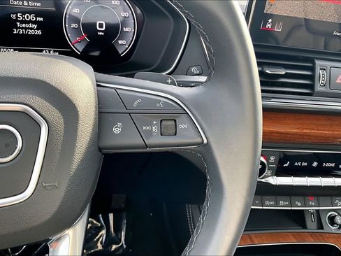 Used 2023 Audi Q5 2.0T Prestige w/ Prestige Package image 12