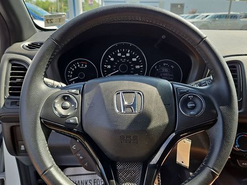 Used 2022 Honda HR-V Sport image 18