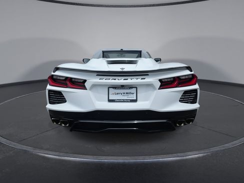 Used 2023 Chevrolet Corvette Stingray Premium Conv w/ Battery Protection Package RWD image 12