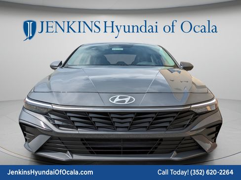 New 2026 Hyundai Elantra SE FWD image 10