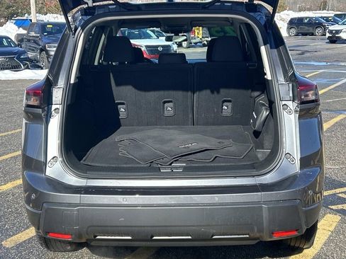 Certified 2025 Nissan Rogue S image 12