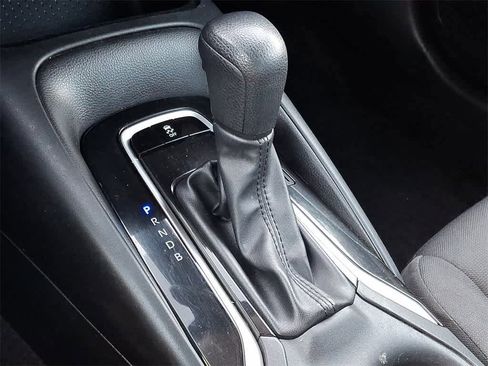 Used 2023 Toyota Corolla LE w/ Carpet Mat Package (TMS) image 13