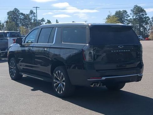 New 2026 Chevrolet Suburban High Country w/ Sun And Tow Package AWD/4WD image 8