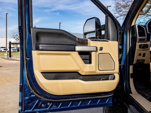 Used 2020 Ford F350 Lariat w/ Lariat Ultimate Package image 37