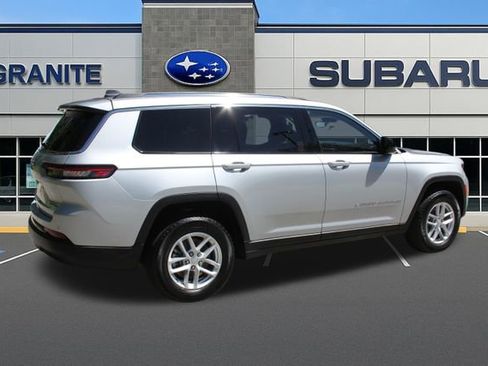 Used 2023 Jeep Grand Cherokee L Laredo w/ Luxury Tech Group I image 13