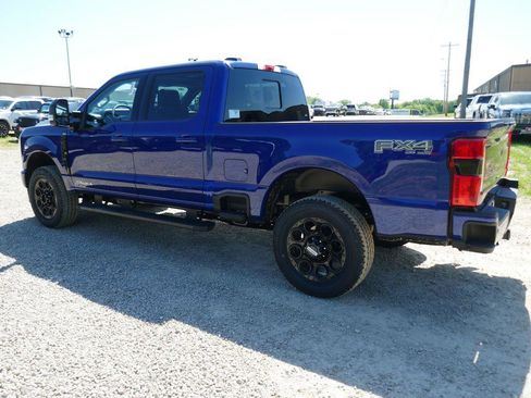 New 2026 Ford F250 Lariat w/ Black Appearance Package AWD/4WD image 7