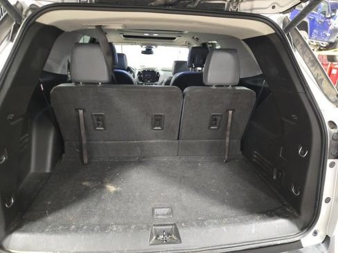 Used 2018 Chevrolet Traverse LT AWD/4WD image 12