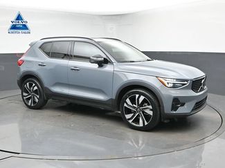 Used 2023 Volvo XC40 B5 Ultimate w/ Protection Package Premier AWD/4WD video 1