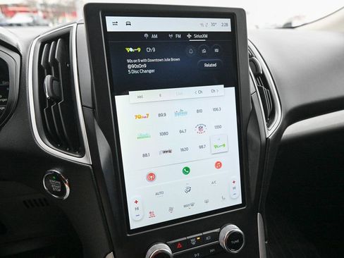 Certified 2024 Ford Edge SEL w/ Convenience Package image 38