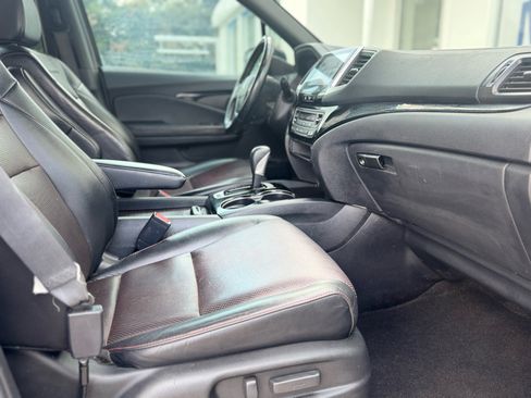 Used 2017 Honda Ridgeline Black Edition image 29