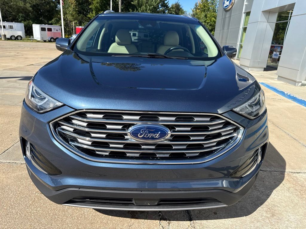 Used 2019 Ford Edge SEL w/ Equipment Group 201A AWD/4WD image 33