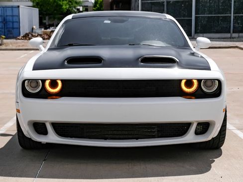 Used 2019 Dodge Challenger SRT Hellcat Redeye RWD image 5