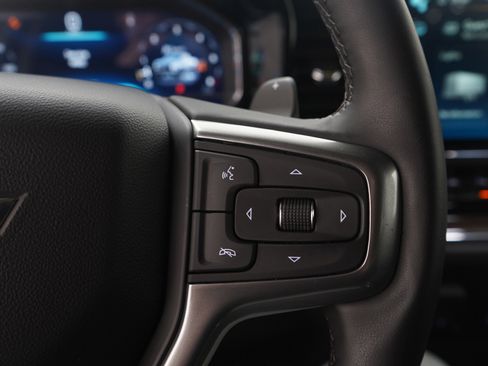 Used 2024 Chevrolet Silverado 1500 LT Trail Boss w/ LT Trail Boss Premium Package AWD/4WD image 29