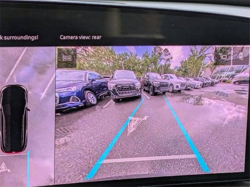 Used 2025 Audi Q5 Premium w/ Convenience Package image 24