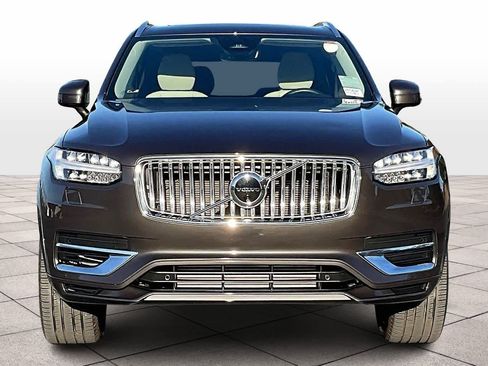 Used 2024 Volvo XC90 T8 Plus image 3