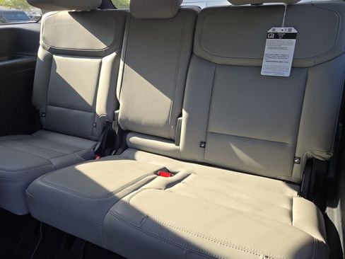 Used 2026 Ford Expedition Active RWD image 18