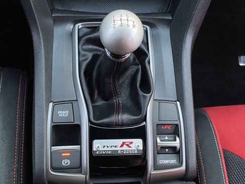 Used 2019 Honda Civic Type R image 19